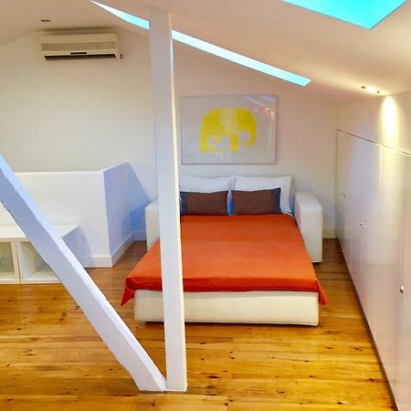 Design Duplex Apartment Ba/ Chiado Lisbona Esterno foto