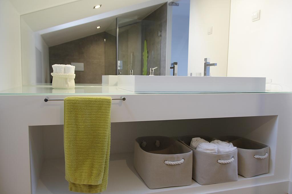 Design Duplex Apartment Ba/ Chiado Lisbona Camera foto