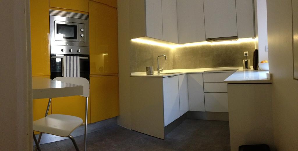 Design Duplex Apartment Ba/ Chiado Lisbona Camera foto