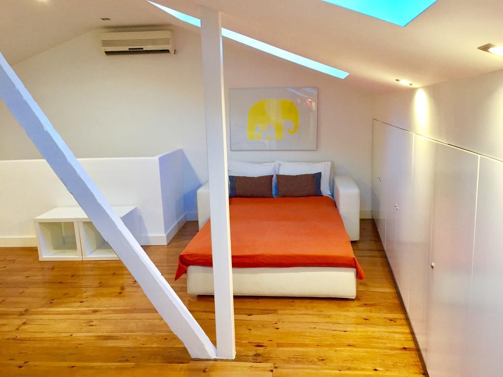 Design Duplex Apartment Ba/ Chiado Lisbona Esterno foto